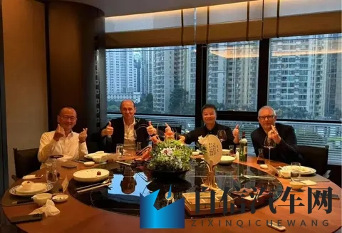 极氪最强80后高管刘展术加盟，“金标大众”拉上小鹏再拼一次-1