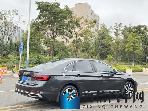 10万多拿下准新一手速腾，家用代步真香！-3