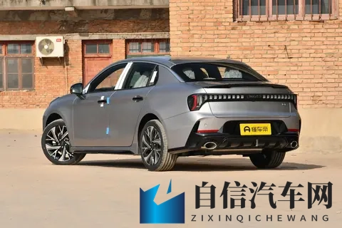 新能源浪潮下，第三代领克03如何“卷”出新高度？-3