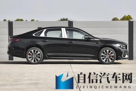 中国品牌燃油车也有竞争力！试驾吉利星瑞全新东方曜，值得一看-3