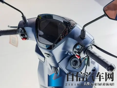 三阳踏板新车亮相、双碟+TCS+Hybrid 电推！-1