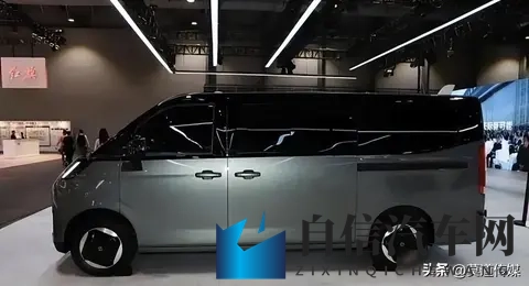 吉利率先出击！全新多功能车799万元，关键车长5米，性价比拉满-1