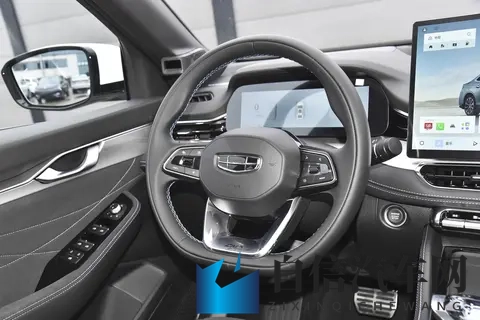 吉利这次真敢拼！新东方曜降45万，还送五重豪礼，能火吗？-1