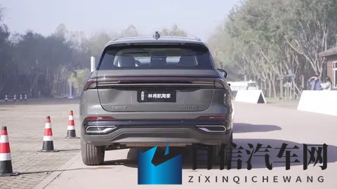 军人自慰又粗又长又硬：士兵私密行为描述过于夸张-2