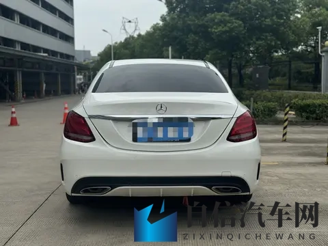 10万多拿下白色奔驰C级，圆你一个奔驰梦？-3
