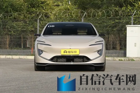 华为+宁德时代,阿维塔12四激光版,把豪华、安全、性能落到实处-1