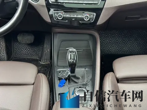 13万拿下准新宝马X1，代步家用好选择！-1