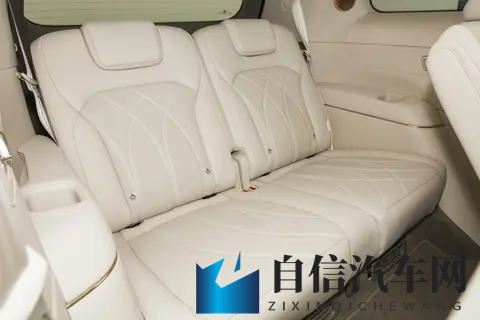 30 万级大六座新选择!智己 LS9 上市:超级增程 + 四轮转向太能打-3