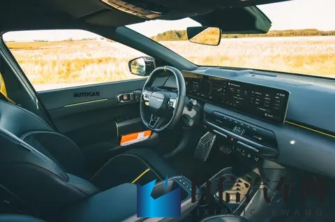 纯电小钢炮没灵魂？起亚EV4 GT：400马力+手动模拟挡，干翻高尔夫R-2