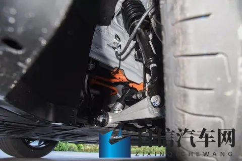 2025广州车展:捷途纵横G700环塔版限时超级焕新价3349万元起-1