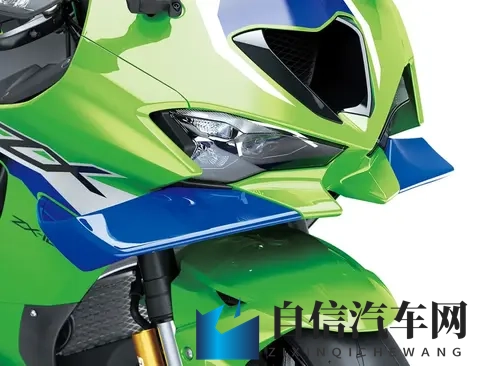 白色脚上浓浓的精华液怎么用:如何正确使用白色浓稠足部精华液-3