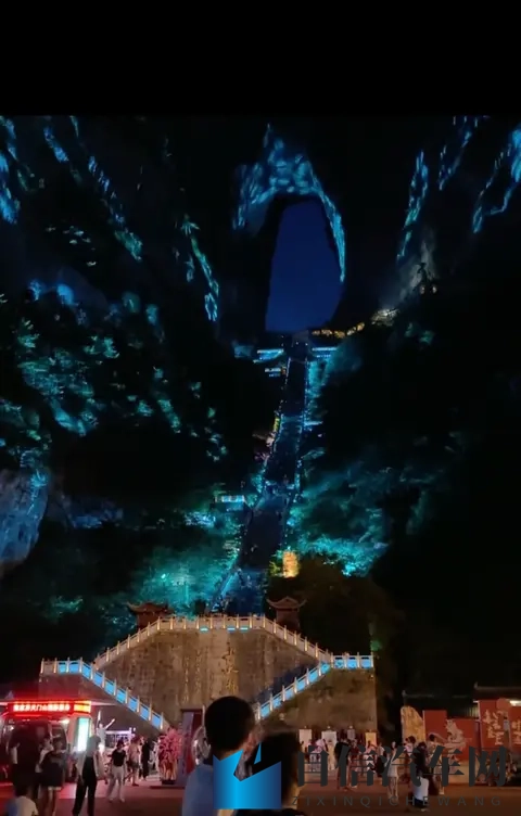 奇瑞天门山事件“翻车”?官方紧急道歉,真相到底是什么?-1