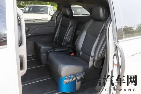 格瑞维亚两驱舒适版与两驱豪华版怎么选？有何不同？整体评测分析-1