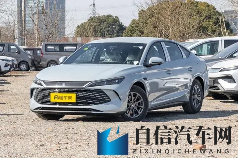 新车  简约设计_配手机支架扩展_四季度上市，东风日产N6内饰发布-2