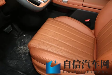 11 万级混动 SUV，带全家出游轻松搞定，捷途山海 L7 PLUS很值？-3