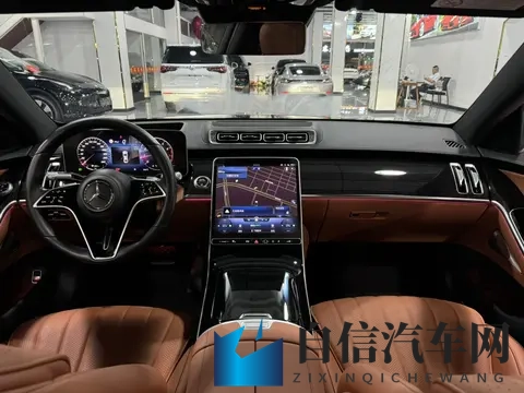 男生肌肌放在女生肌肌：青春悸动，男生拥抱女生，亲密接触-2