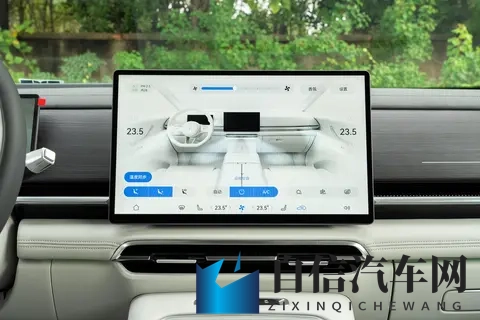 国产MPV的崛起!26款岚图梦想家,一整天深度体验,终于摸懂门道-2