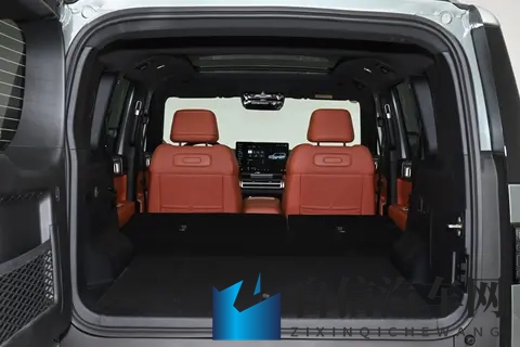 上市首月交付破万!续航1300公里+越级大空间,家用SUV可看钛7?-2