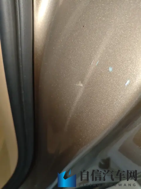 十年老马也能再战！二手保时捷Macan，92万公里还值吗？-1