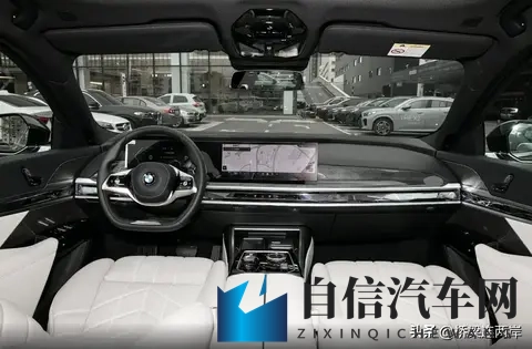 宝马7系919万起售,配置升级却砍掉四驱-1
