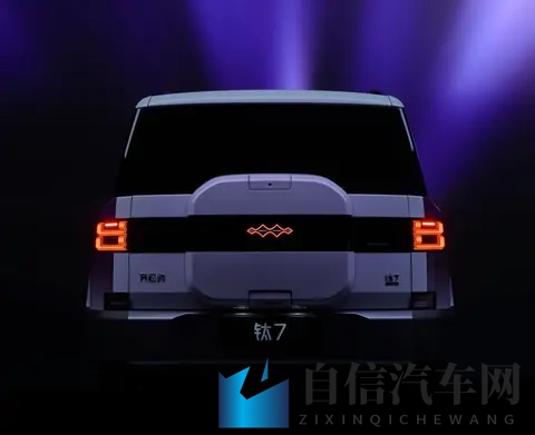 钛 7 选得钛对了:科技加持,家庭出行品质全面升级-1