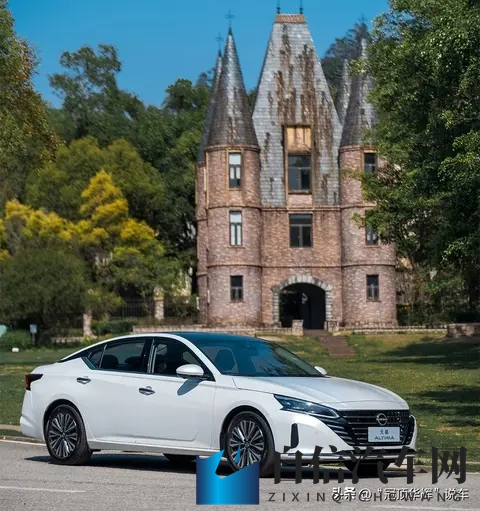 女人不穿衣服视频软件：智能驾驶技术：未来出行新变革，挑战与机遇并存-2