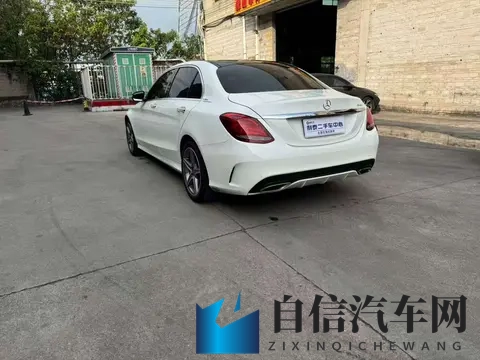11万多拿下豪华品牌，2018款奔驰C200L，圆你奔驰梦！-3