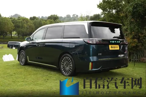 一对三胎家庭的真实选择:26款岚图梦想家PHEV-1