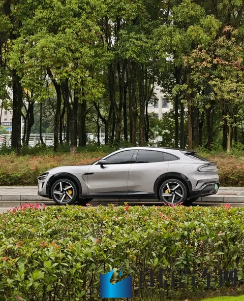 20万级纯电SUV市场惊现“断层王者”！小米YU7断档领先-3