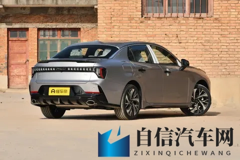 10 - 15 万选车，是不是快把你愁坏了？第三代领克 03 来救场！-1