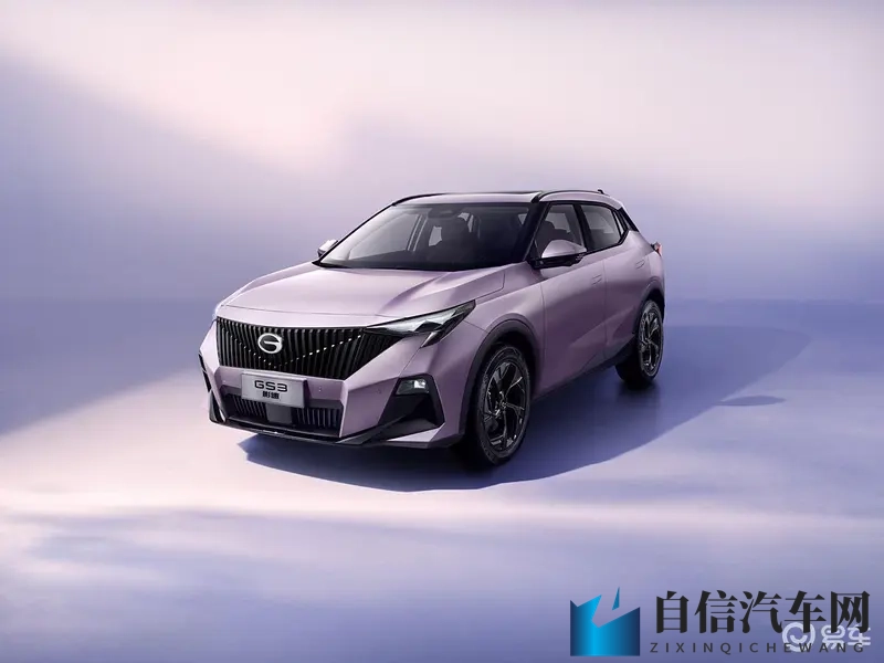 商务旅行戴帽子的女老板出行经典：时尚女老板帽下驾经典车，出行瞬间美爆朋友圈-2