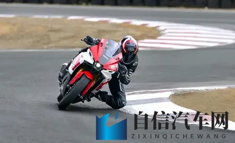 太离谱，雅马哈60周年纪念款才上市2年，70th版本就来了？-1