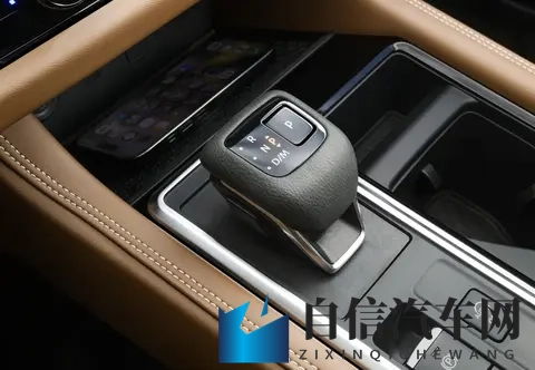 2026日产Pathfinder亮相 科技升级，家庭用户更看得懂的三排SUV-2