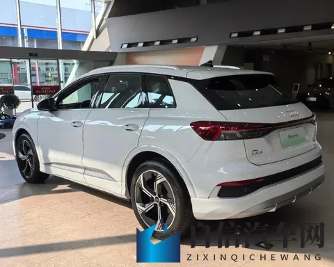 奥迪Q4 e-tron终端价下探，22万级豪华纯电SUV-2
