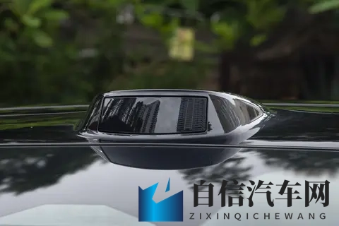 30万内家用MPV新选项！二三排共轨、全系激光雷达，还有惊喜-2