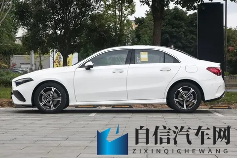 售2513万起，2025款奔驰A级怎么选？-3