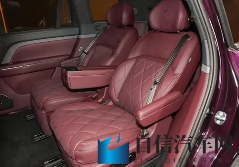 岚图泰山即将发布 有实力分流问界M9的用户-1