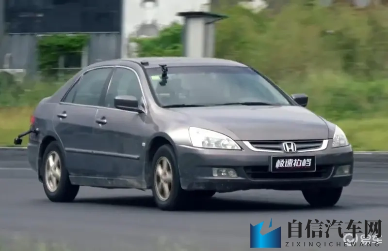 快手爆料网:X5电动汽车:颠覆出行,科技新篇章-1