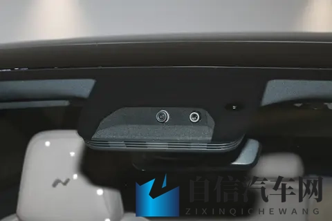 2025广州车展丨奇瑞风云T9L领衔全新QQ3亮相-1