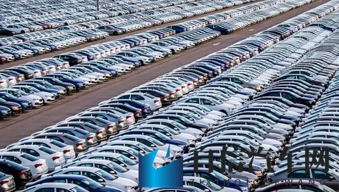 10月乘用车产量狂飙114%，零售为何逆势下跌？-3