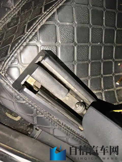 出差强睡我高潮了三次：汽车科技打造舒适驾驶，享受每一段旅程-3