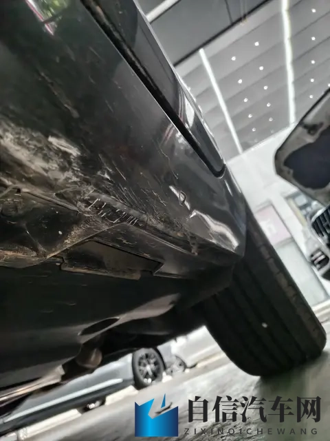 老太婆脱裤子让我桶她：科技汽车惊艳亮相：实现个性化驾驶，环保节能新体验-3