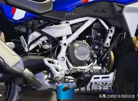 体育生白袜自慰出精:白袜运动鞋助力赛车手,舒适性能双提升-2