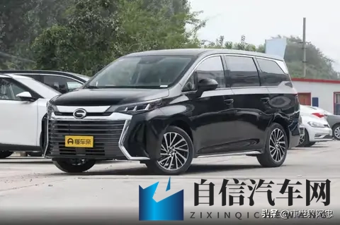 依旧火爆!第三季度燃油MPV销量榜:赛那登顶,GL8第6,嘉华第22-1