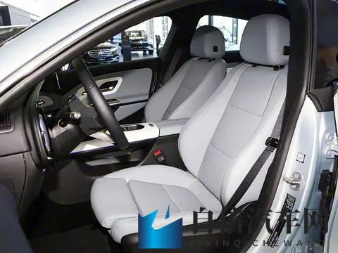 少妇厨房愉情干柴烈火偷爱的意思：汽车科技革新，未来出行新潮流-1