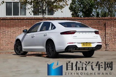 吉利星瑞再升级，20T+8AT，油耗低至715L，家用真香-3