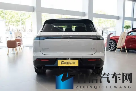 星纪元ET纯电顶配版解读：长续航与辅助驾驶的均衡表现-2