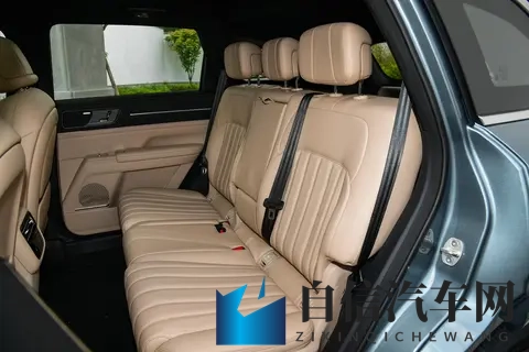 预算15万以内，想买辆中型SUV，为什么推荐捷途X70L？-1