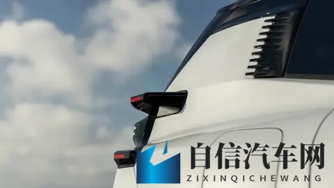 采用全新设计理念，全新雪铁龙C5 Aircross实车图曝光-2