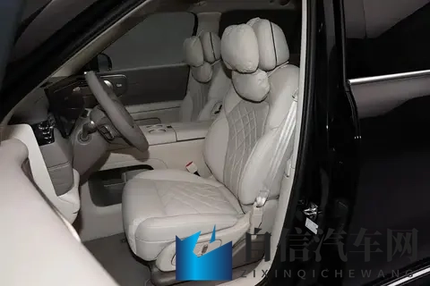 3369万硬刚问界M9！智己LS9预售爆单8000辆，2000TOPS算力封神？-2